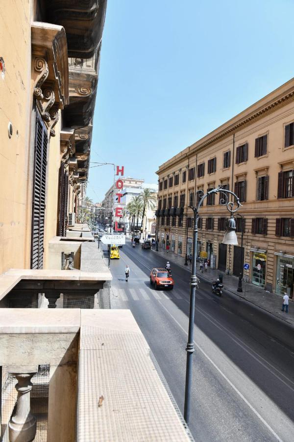 Hotel Mamamia #Teatro Biondo Palermo Zewnętrze zdjęcie